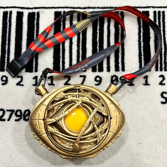Marvel Other - Light Up Doctor Strange ‘Eye of Agamotto’ Sipper Disney California Adventure